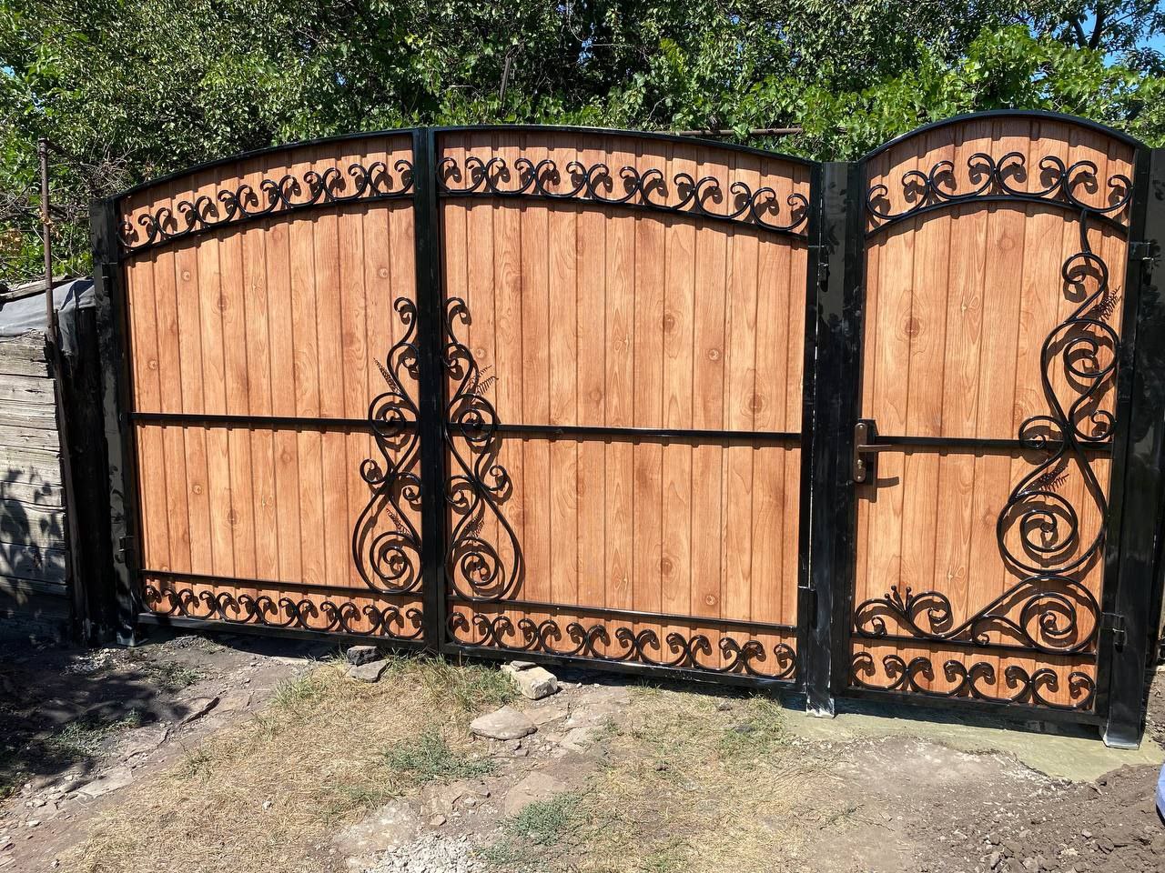 телефон заказать купить сделать кованные ворота в Донецке, Макеевке, ДНР