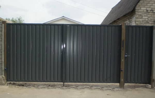 Заказать распашные ворота сделать  Донецк, Макеевка, Волноваха, Мариуполь,Горловка, Снежное, Торез, Шахтёрск, Ясиноватая, Еленовка, Докучаевск, Амвросиевка,Харцызск, Енакиево, Авдеевка.